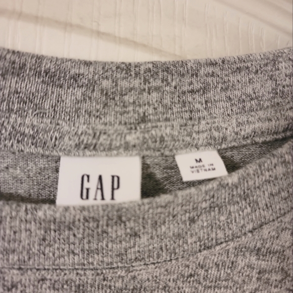 Gap softspun ruffle long sleeve - Picture 3 of 4